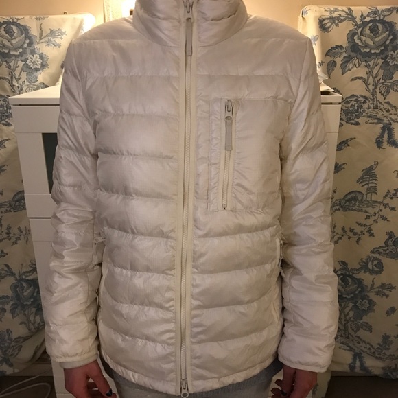 Cream J Crew Puffer Jacket - Picture 3 of 4